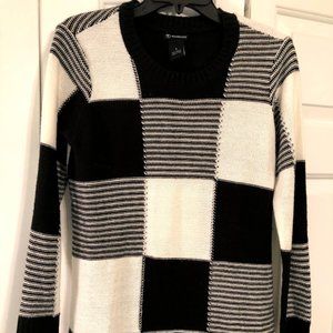 New Directions Plaid Sweater